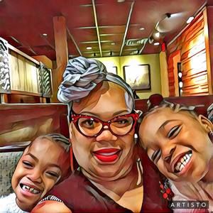 Meet your Posher, Nicole