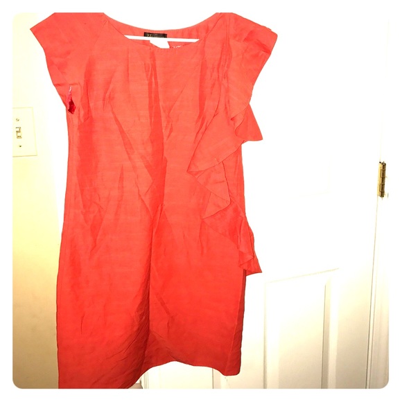 Women's Dress - Picture 1 of 3