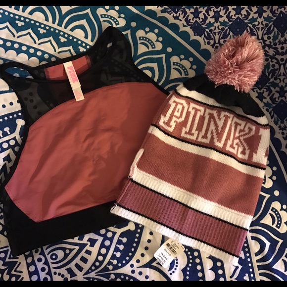 VS PINK beanie & Sports Bra L