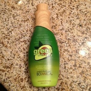 Swedish Beauty Green W/ Envy Tanning Lotion