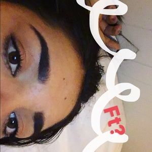 Meet your Posher, Carissa