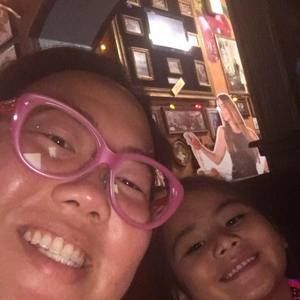 Meet your Posher, Shannon