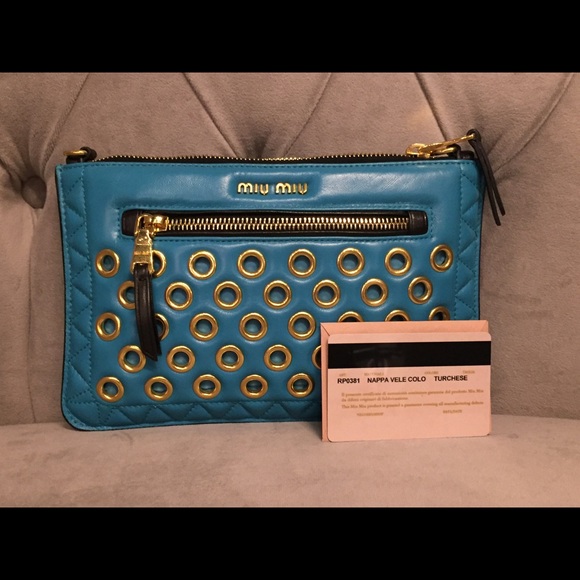 🆕 Beautiful MiuMiu Lambskin Leather Clutch!