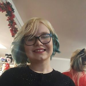 Meet your Posher, Julie