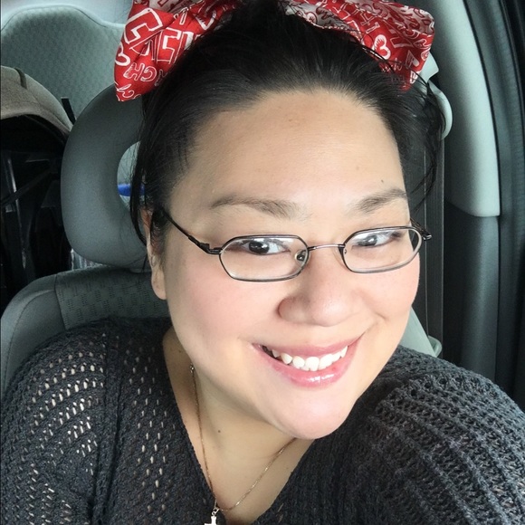 Meet your Posher, Keri - Picture 2 of 3