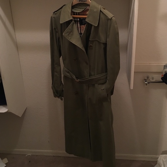Vintage Classic Burberrys Men Trench Coat