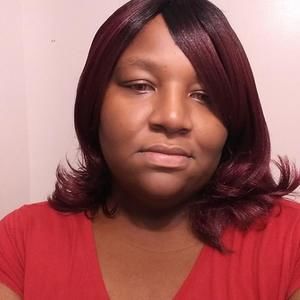 Meet your Posher, Rena