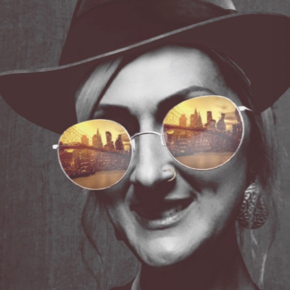 Meet your Posher, Angela