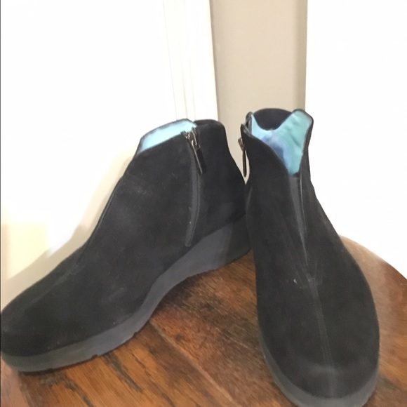 Black suede Thierry rabotin ankle boots