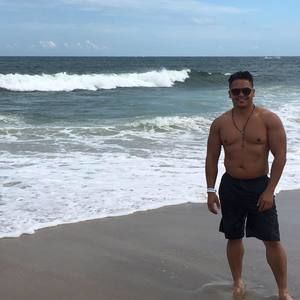 Meet your Posher, Tom