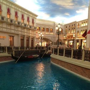 Meet your Posher, Nina