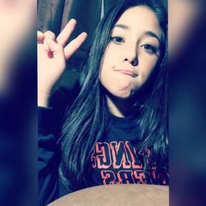 Meet your Posher, Jennifer flores