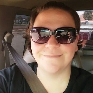 Meet your Posher, Lacey