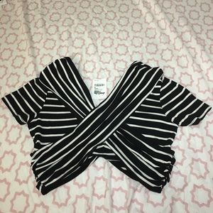 Vneck crop top