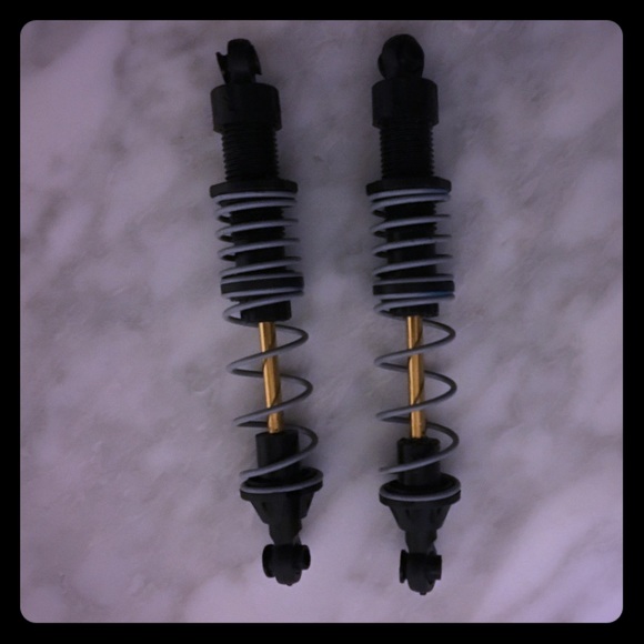 Axial Scx10 Front Shocks READ DESCRIPTION - Picture 1 of 3