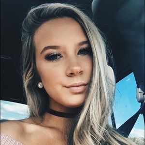 Meet your Posher, Mikayla