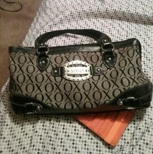 Xo purse shoulder bag