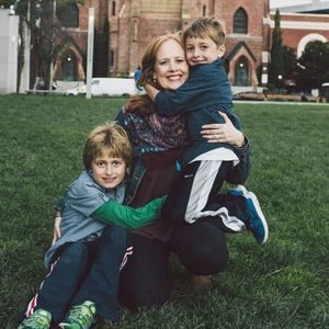 Meet your Posher, Lesle