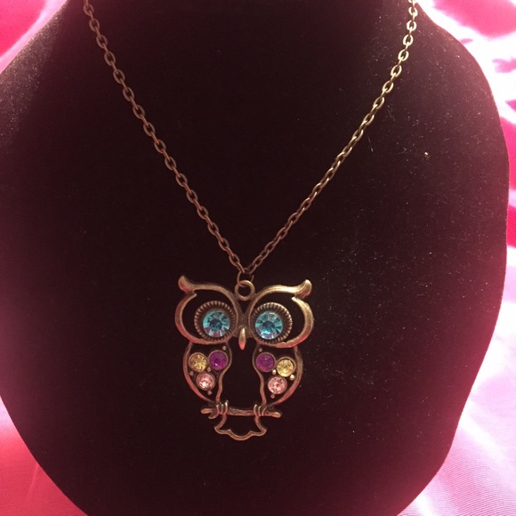 Owl necklace  2 should be sold with necklace 1 - Picture 1 of 2