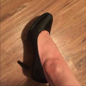 Brand New style$company heels