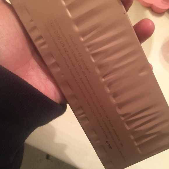 Urban Decay Naked 3 Palette - Picture 3 of 4