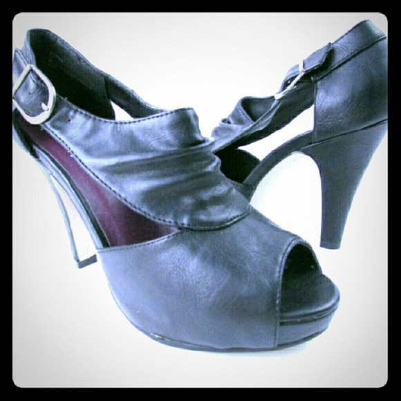 Steve Madden Shoes - 🎊HP🎊 Steve Madden Heels ❎FINAL PRICE❎