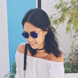 Meet your Posher, Leona