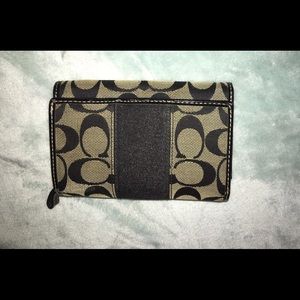 Authentic Coach Logo Wallet