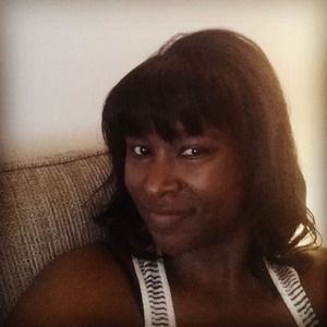 Meet your Posher, Ebony