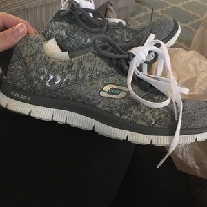 Sketchers like new size 9 grey