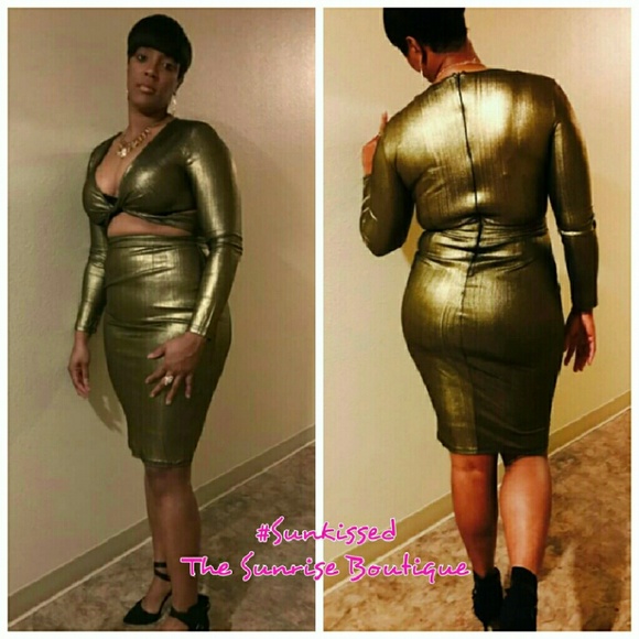 🚨 SOLD🚨 Sexy gold bodycon dress brand new