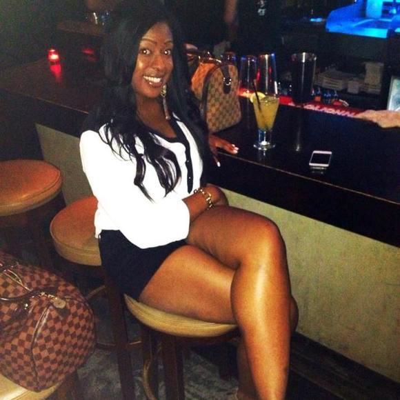 Meet your Posher, Chanel - Picture 1 of 1