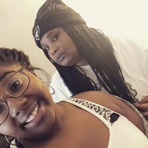 Meet your Posher, Regina