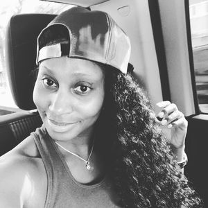 Meet your Posher, Alicia