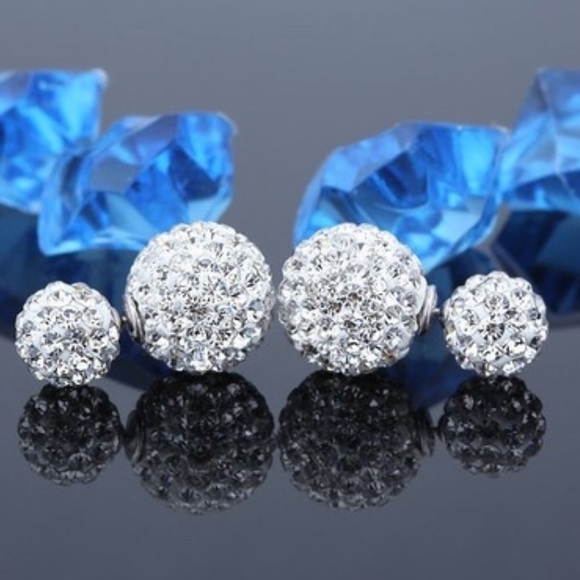 ♨️SALE♨️Sterling Silver Double Sided Crystal Studs - Picture 2 of 4
