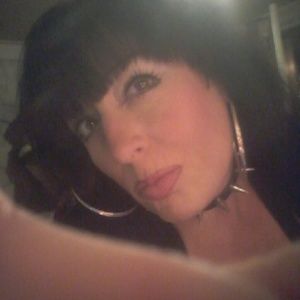 Meet your Posher, Minette