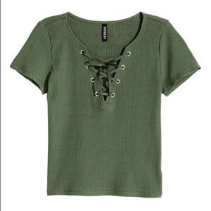 NWT H&M top. X-Small. Available in GREEN or PINK!