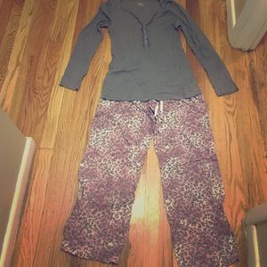 Two piece maternity pajamas