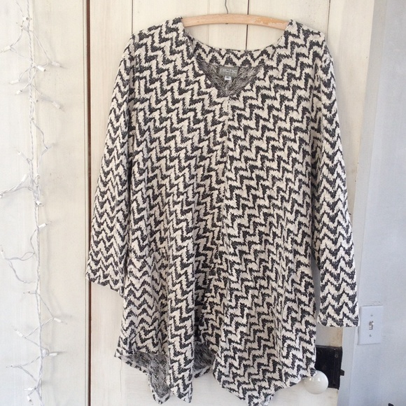 niche Sweaters - Oversized dress/sweater