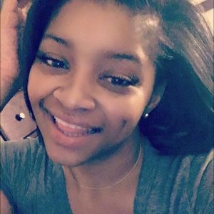 Meet your Posher, Shakara