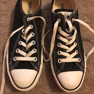 Black converse