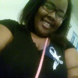 Meet your Posher, Evonna