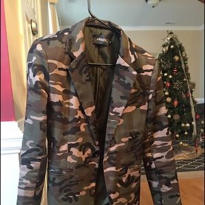 Camouflage blazer