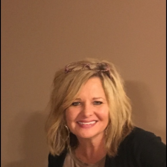 Meet your Posher, Wendee