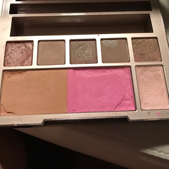 Urban decay naked on the run - Picture 2 of 2