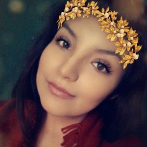 Meet your Posher, Deisy