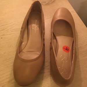 NWT Nude Jessica Simpson Flats
