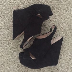 Chinese Laundry black high heel wedges 8 suede