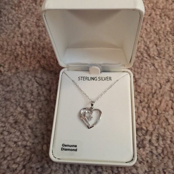 NWT GENUINE DIAMOND NECKLACE
