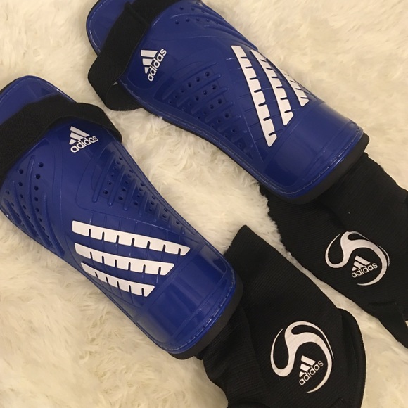 🌷Adidas Soccer Shin Guards